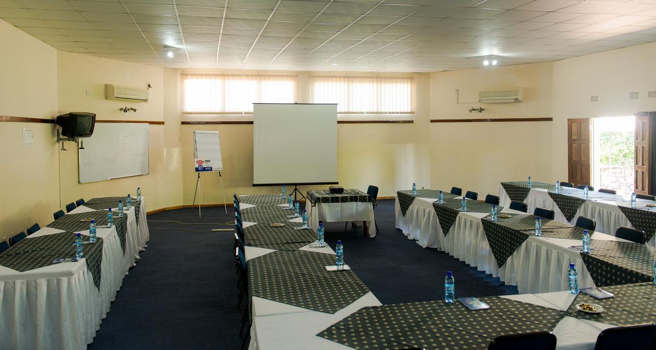 Fringilla Lodge Chisamba Екстериор снимка